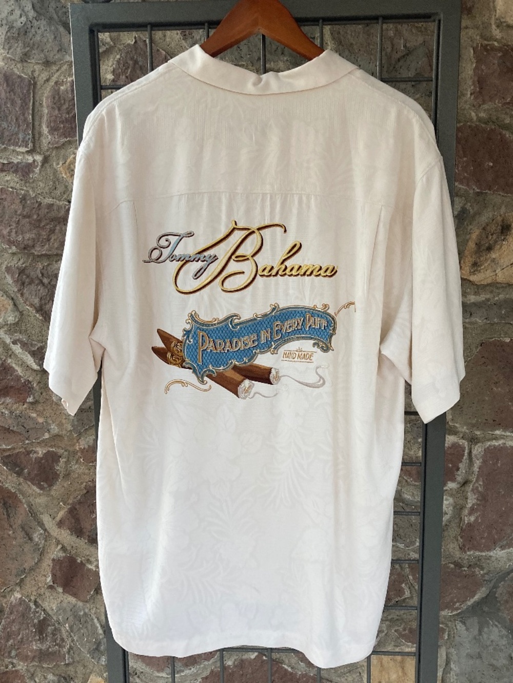 Tommy Bahama 🥃 Paradise in Every Puff Cigars Silk Shirt Men's Large